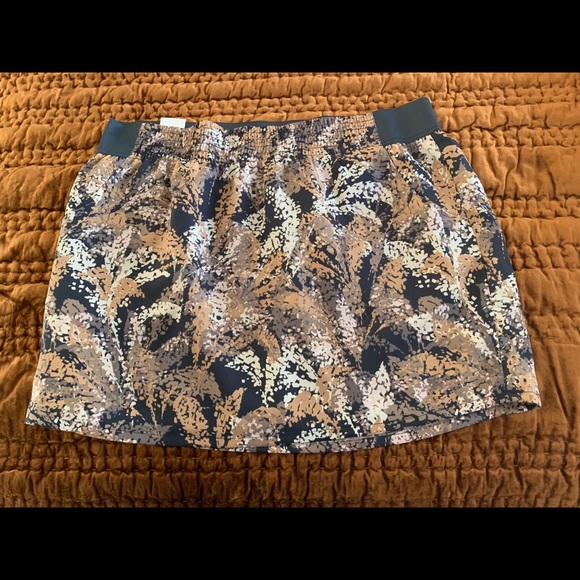 GAP Woman’s floral skirt XXL - Picture 1 of 4